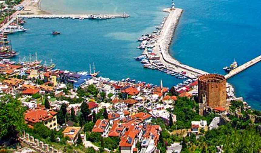 Alanya'da Turizm Sezonu Esnaf Beklentilerinin Altında Kaldı