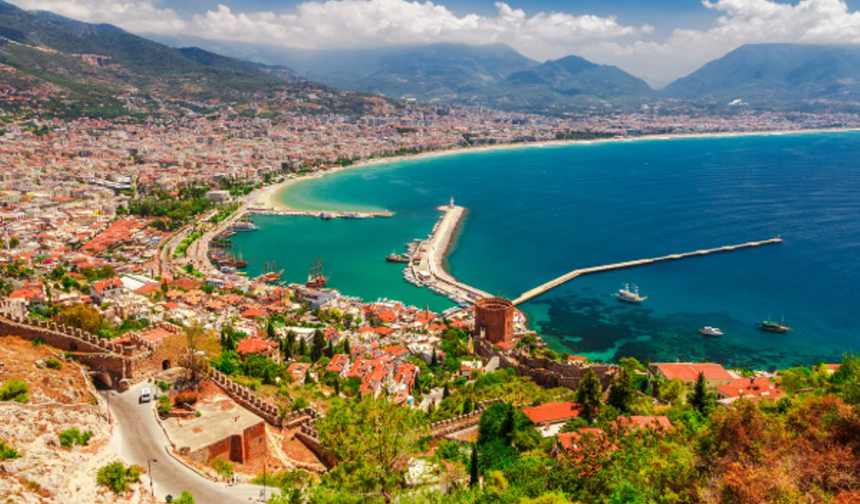 Rus Turistlerin Yeni Rotası: Alanya’ya Yeni Rakip Kim Oluyor?