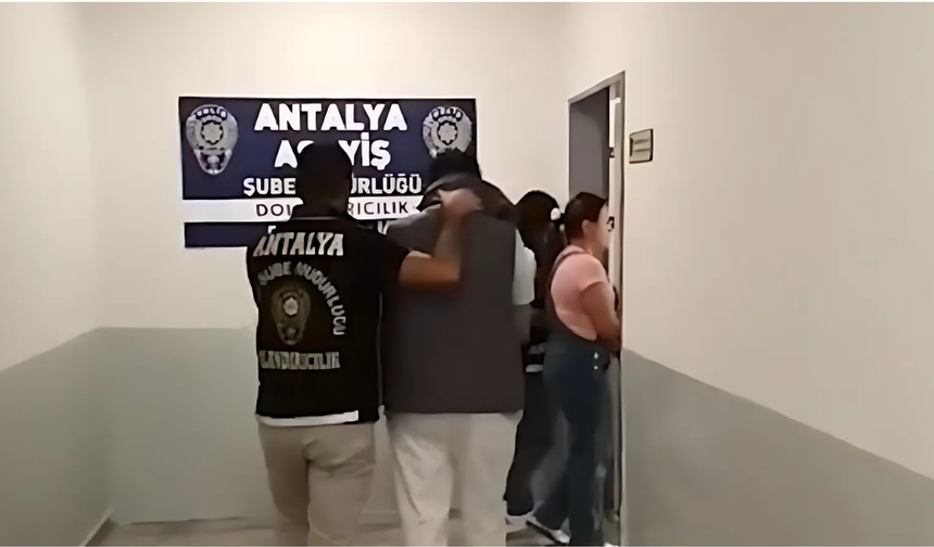 Antalya'da Engelli Vatandaşın Evi Sahte Vekaletle Satıldı: Emlakçı Tutuklandı