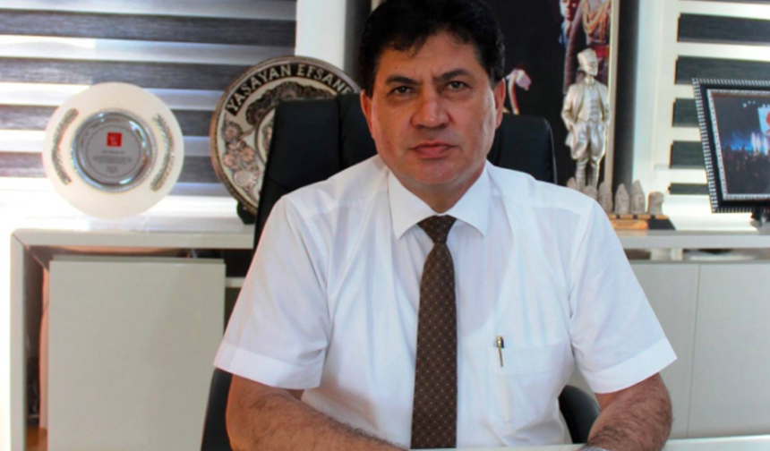 Kemer'in Eski Belediye Başkanı 'Dolandırıcılık' ve 'Nüfuz Ticareti' Suçuyla Gözaltına Alındı