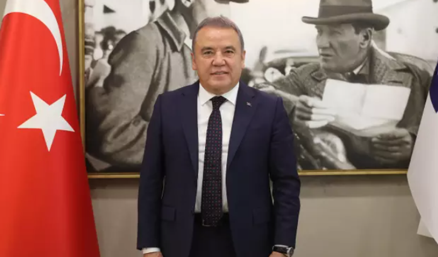 Büyükşehir Belediye Başkanı Muhittin Böcek Hastaneye Kaldırıldı