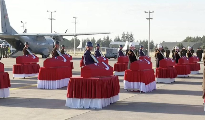 Türkiye'nin Yüreği Yandı:20 Şehidimize Son Veda