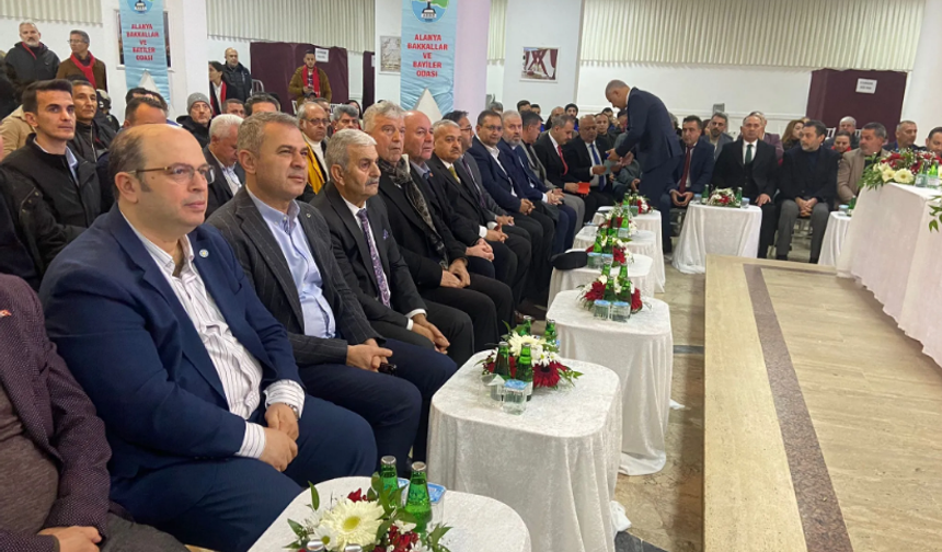 Alanya’da Bakkallar Sandık Başında: İki Liste Yarışıyor