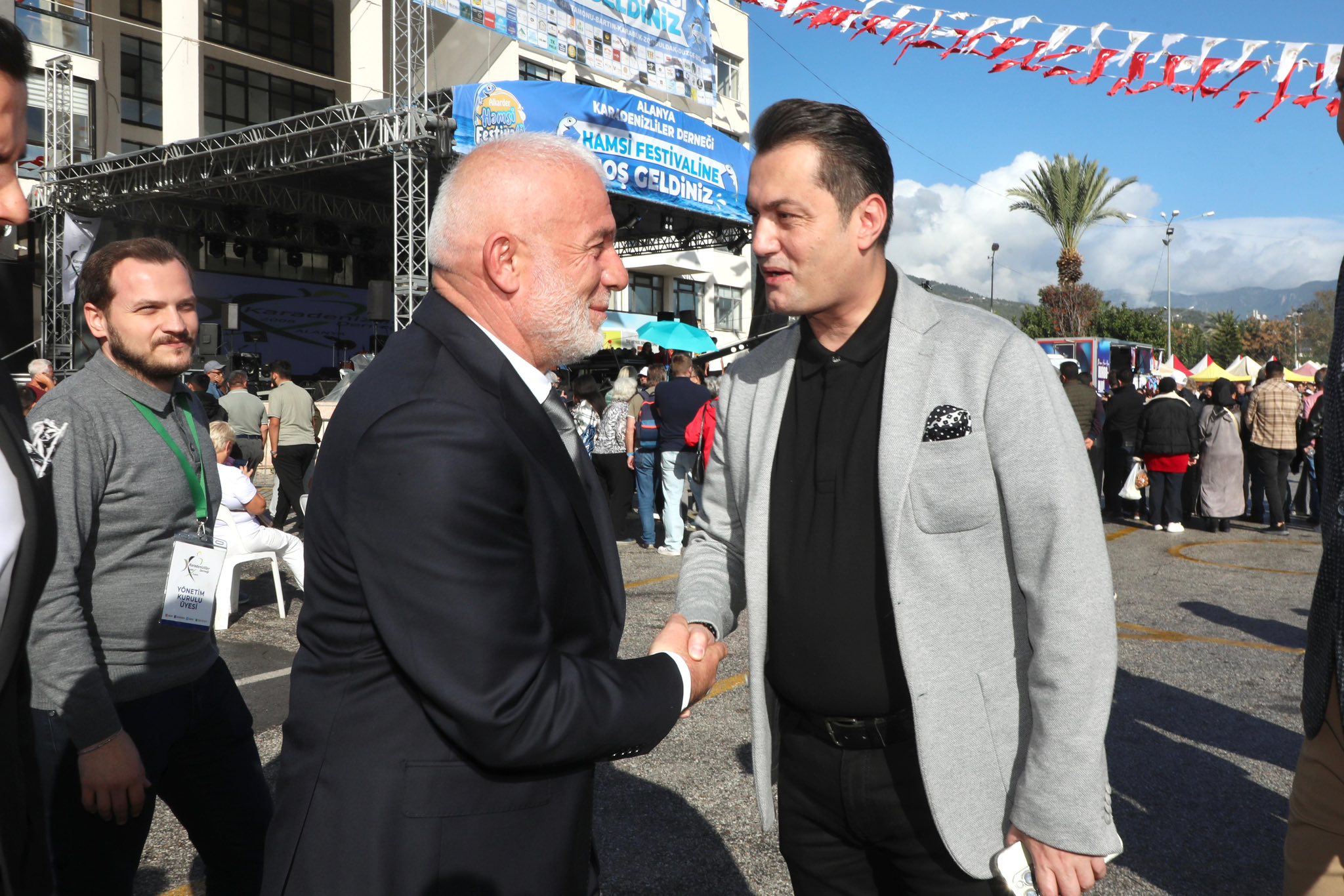 591872784 856641790054529 6526010582886165236 N